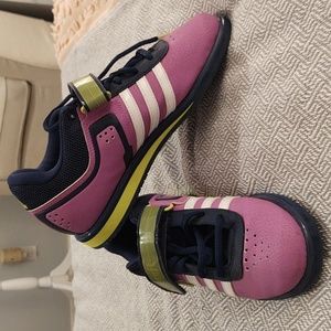 Nwot Adidas Powerlift